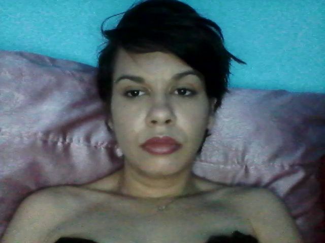 Live sex webcam photo for Carolinschi #273663622