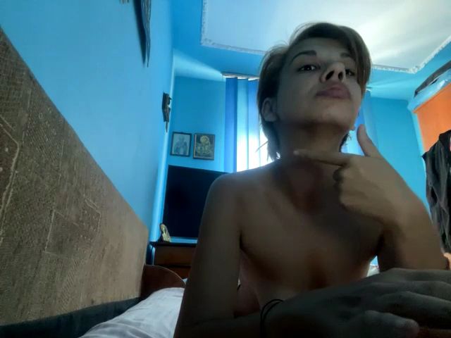 Live sex webcam photo for Carolinschi #273846064