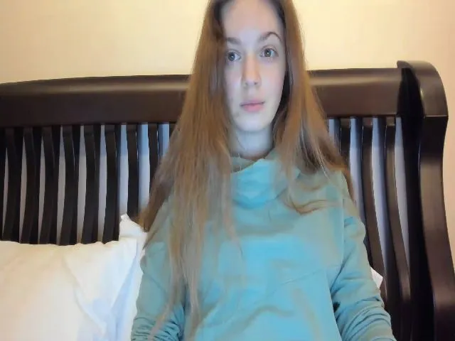 Live sex webcam photo for Carrolyna #272608833