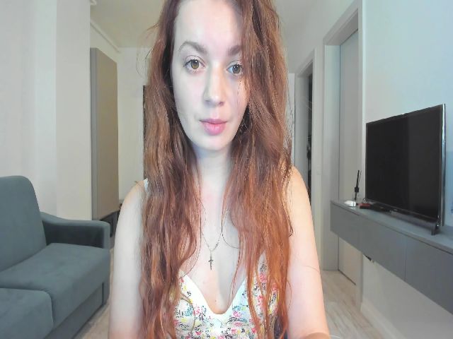 Live sex webcam photo for Carrolyna #273745627