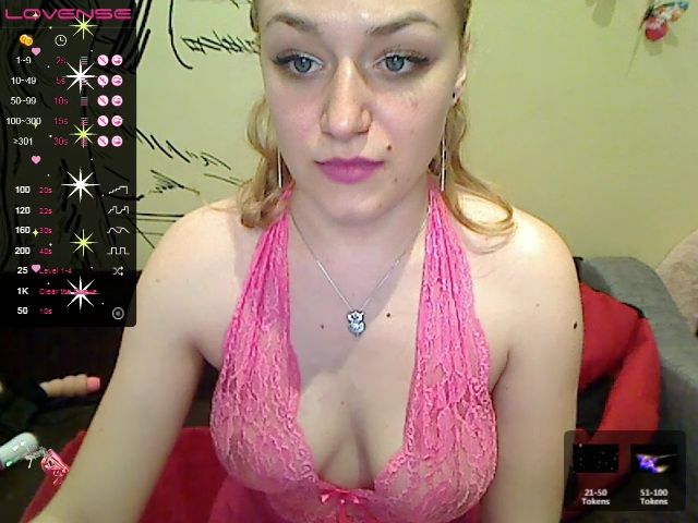 Live sex webcam photo for CatGirl01 #273367555