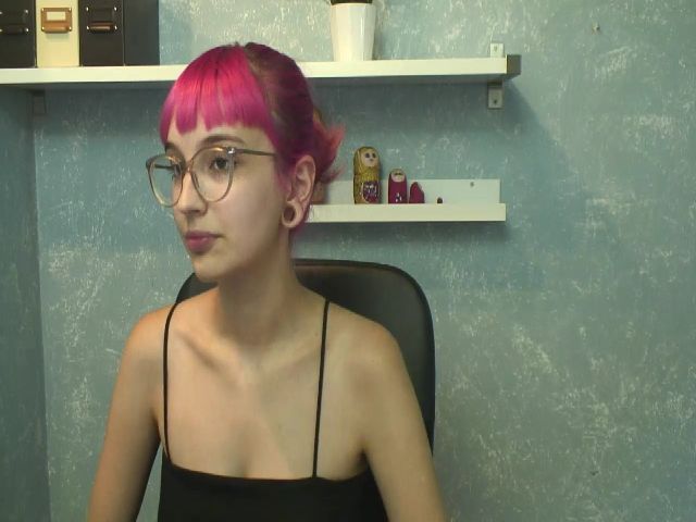 Live sex webcam photo for CatMagik #273921808