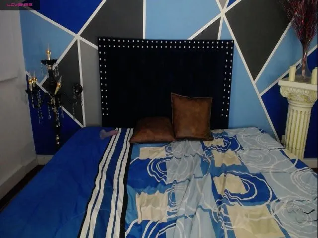 Live sex webcam photo for Cat_apple #273278661