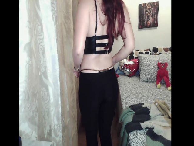 Live sex webcam photo for Cataleya88 #273275897