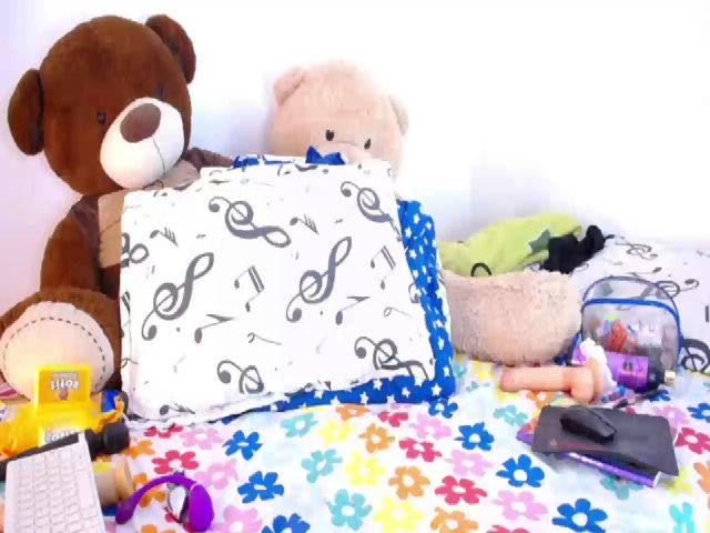 Live sex webcam photo for Cataleyakarol #273453035