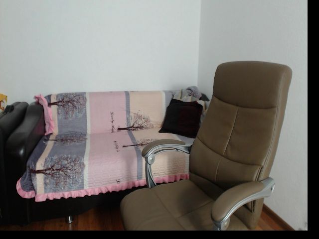 Live sex webcam photo for Cataleyame #274555750