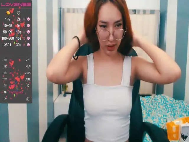 Live sex webcam photo for CatalinaGiral #272114299