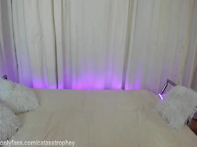 Live sex webcam photo for Catasstrophey #273332093