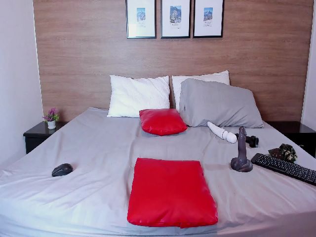 Live sex webcam photo for Channel_boobs #273319017