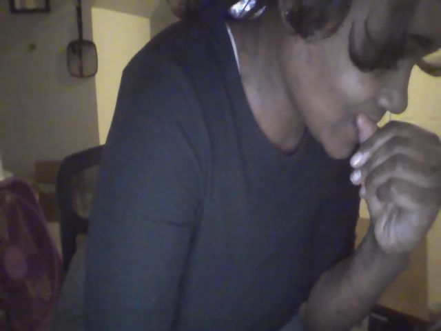 Live sex webcam photo for Channeypop #272140859