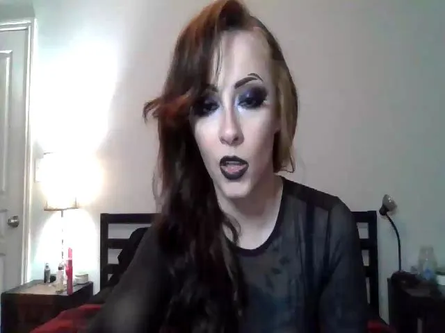 Live sex webcam photo for Chaosgoddess1 #271918430