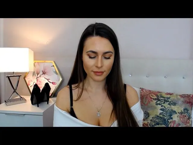 Live sex webcam photo for CharlotteLOV #272056246