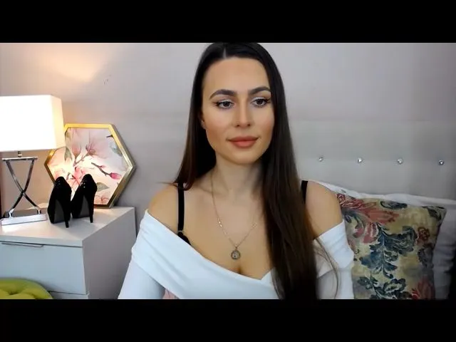 Live sex webcam photo for CharlotteLOV #272094405