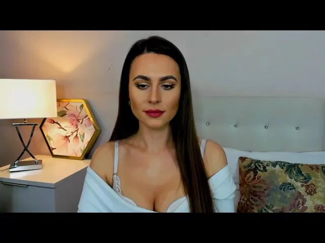 Live sex webcam photo for CharlotteLOV #272931466