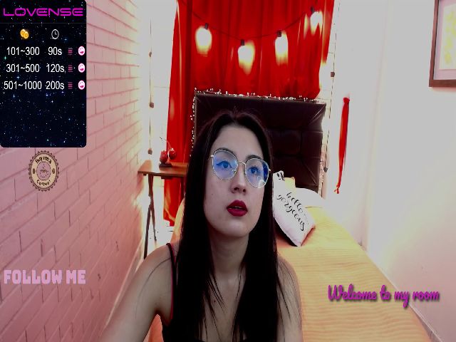 Live sex webcam photo for Charlotte_3x #271966702