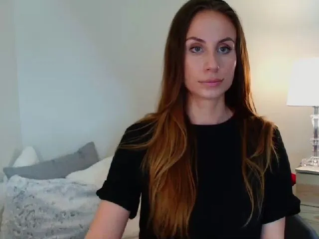Live sex webcam photo for Charlotteslim #274368124