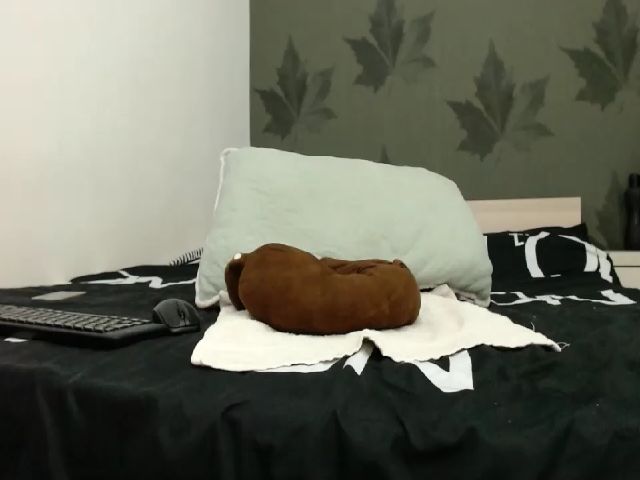 Live sex webcam photo for Charly_jo #271876178