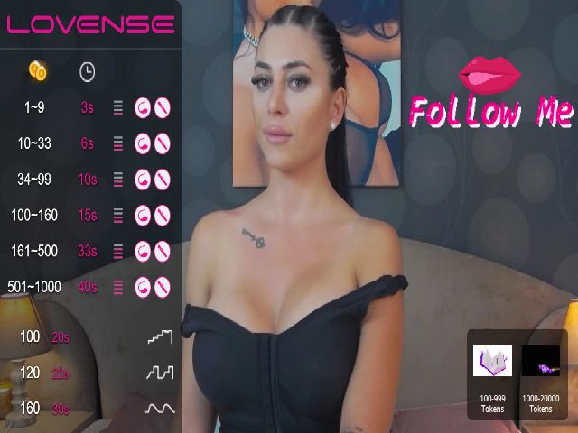 Live sex webcam photo for CharmingAisha #274902955