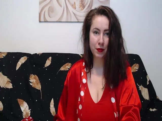 Live sex webcam photo for CharmingWanda #272429084