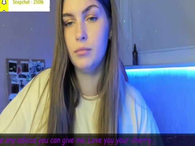 Live sex webcam photo for CheerryyPiiee #274517016