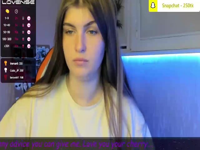 Live sex webcam photo for CheerryyPiiee #274539081