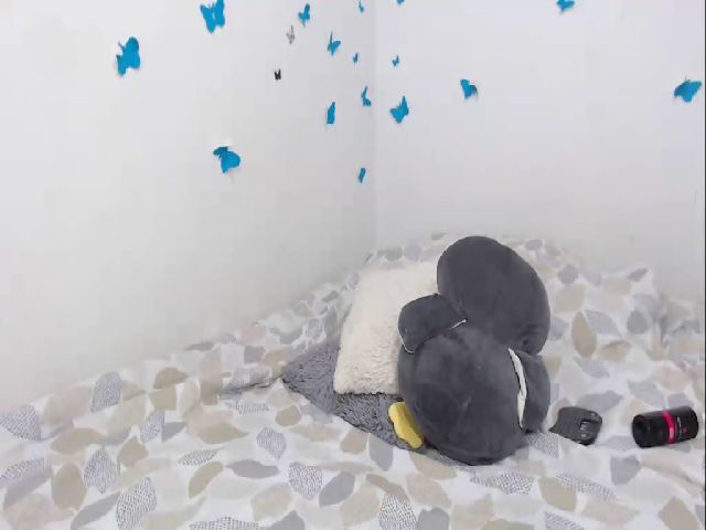 Live sex webcam photo for Cherrysexy18 #272212858