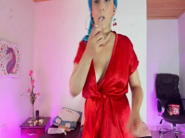 Live sex webcam photo for CherryxFire #271881900