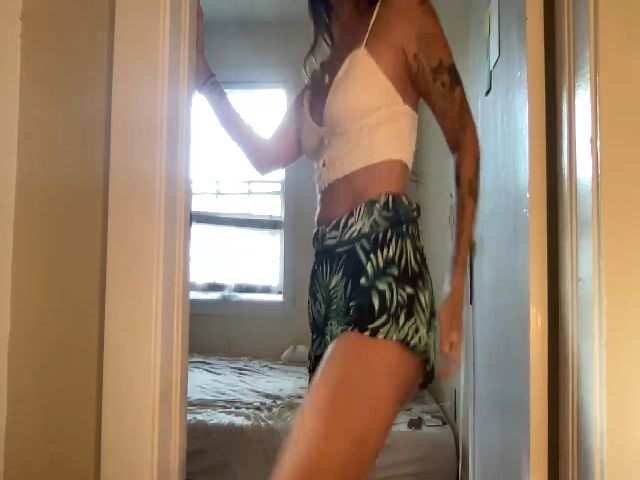 Live sex webcam photo for Chiara_Nuit #272922498
