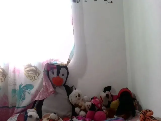 Live sex webcam photo for Chicamala9 #273142343