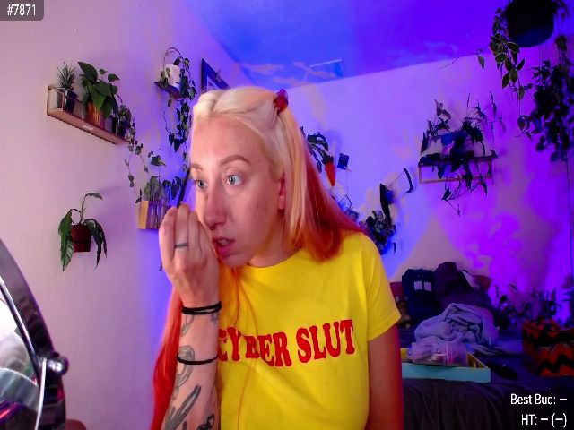 Live sex webcam photo for ChloeCassidy #273650119