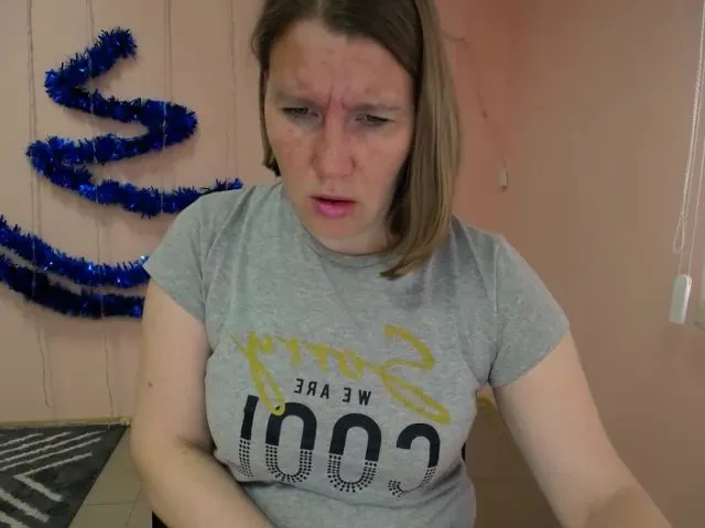 Live sex webcam photo for ChloePlay #271694782