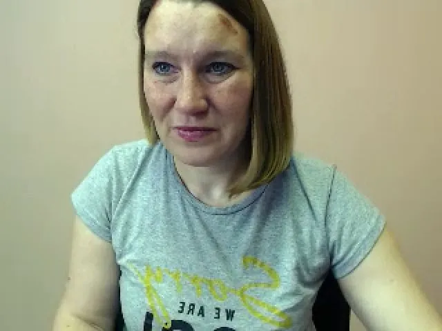 Live sex webcam photo for ChloePlay #271942335