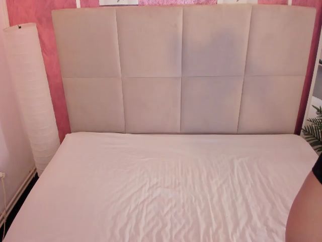 Live sex webcam photo for Chloe__sky #272574351