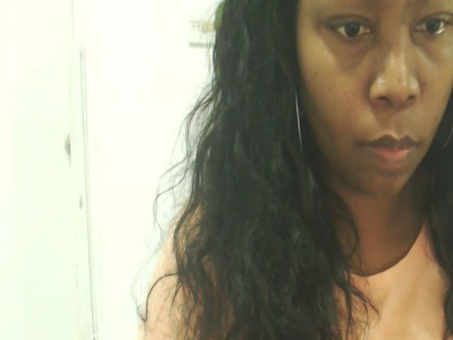 Live sex webcam photo for ChocoPussyx #272320913