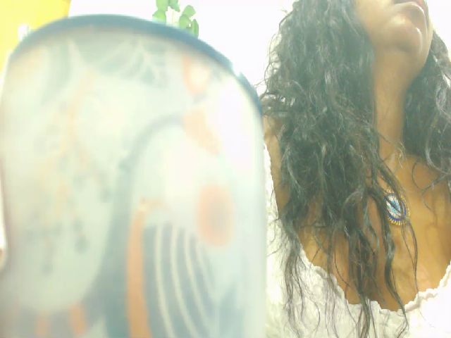 Live sex webcam photo for ChocoPussyx #273120565