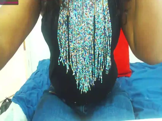 Live sex webcam photo for ChocoPussyx #274282270