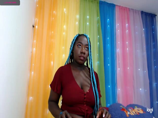 Live sex webcam photo for Chrishadoll #273181261