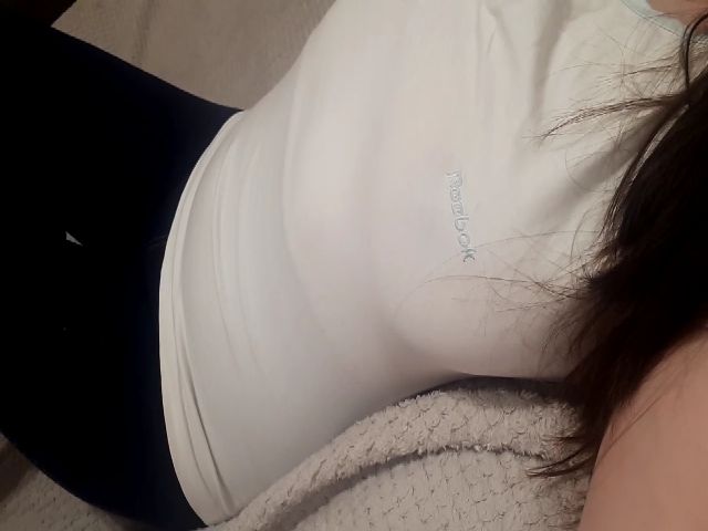 Live sex webcam photo for ChristaRi #271786832