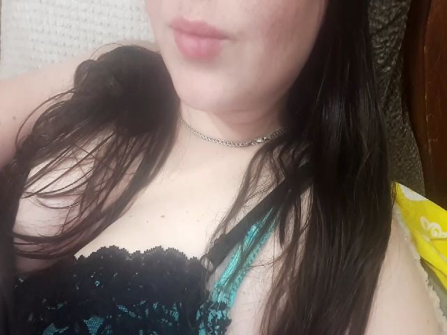 Live sex webcam photo for ChristaRi #271855787