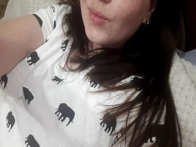 Live sex webcam photo for ChristaRi #272101727