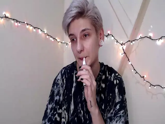 Live sex webcam photo for Chromasia #272454308