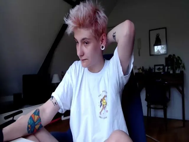 Live sex webcam photo for Chromasia #273437539