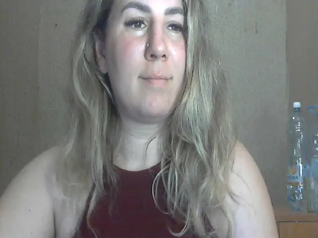 Live sex webcam photo for ChrystalBella #271736079
