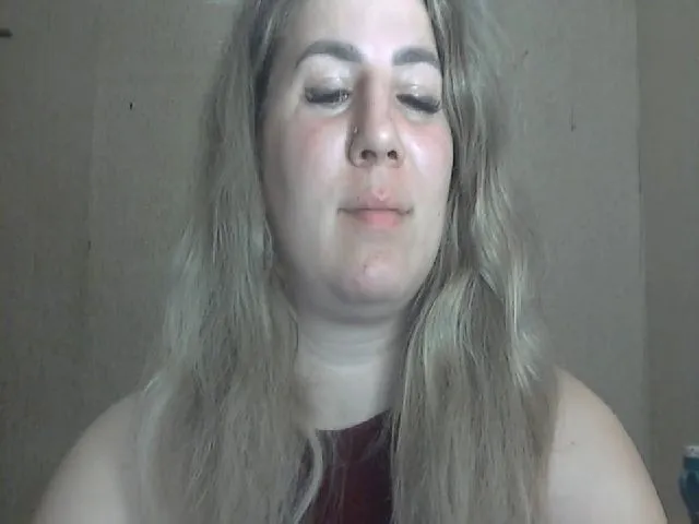 Live sex webcam photo for ChrystalBella #271785231