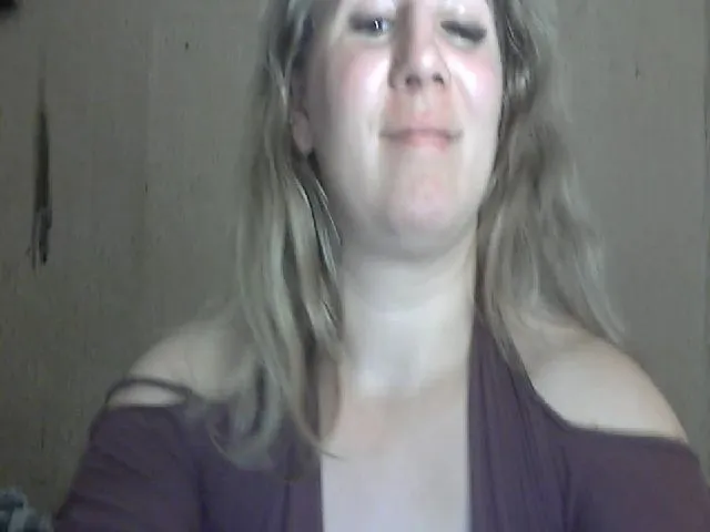 Live sex webcam photo for ChrystalBella #271934215