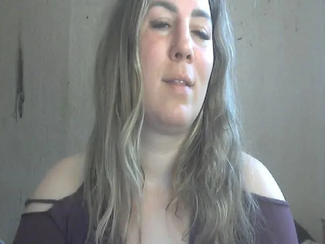 Live sex webcam photo for ChrystalBella #272435273