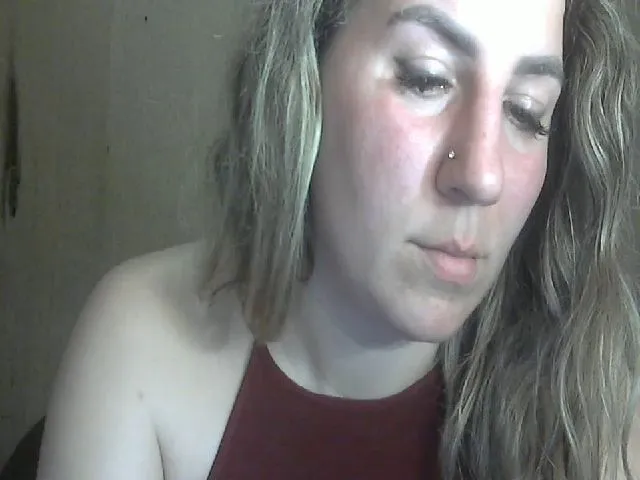 Live sex webcam photo for ChrystalBella #272578052