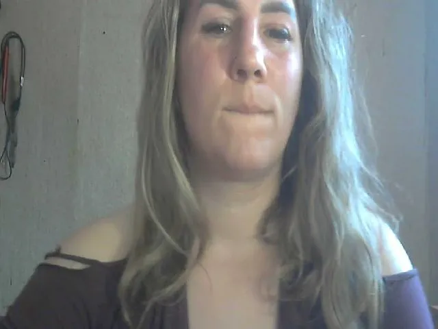 Live sex webcam photo for ChrystalBella #272788298