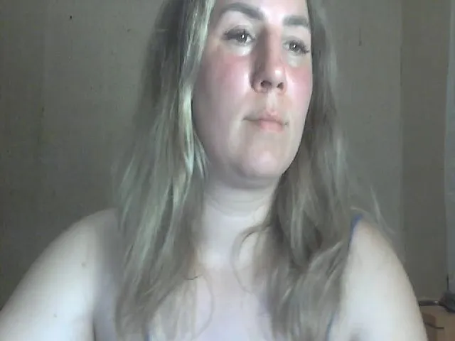 Live sex webcam photo for ChrystalBella #272830434