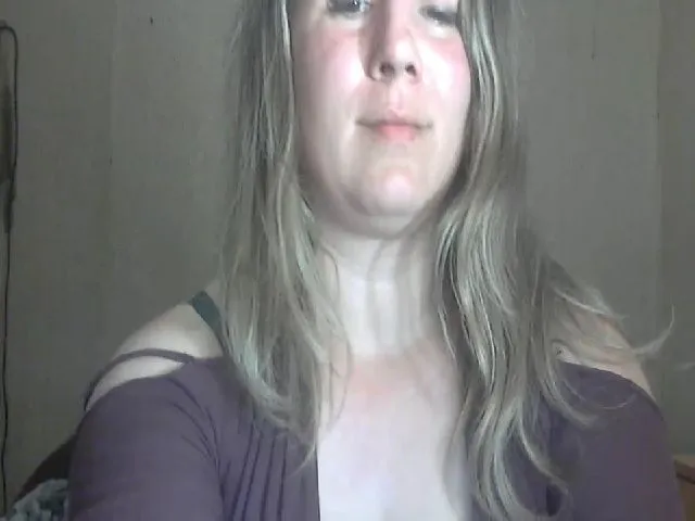 Live sex webcam photo for ChrystalBella #272970053